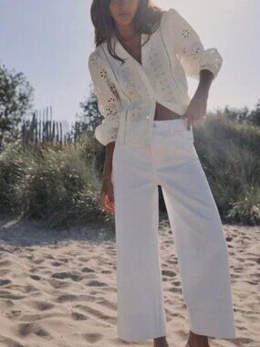 Zara front seam cropped wide-leg jeans in white